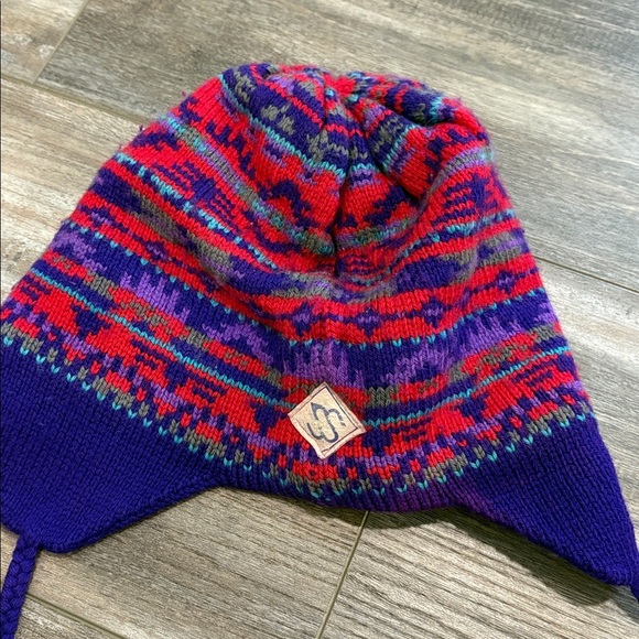 Made in Canada Merkley Headgear 100% Pure Virgin Wool Patterned Ski Hat